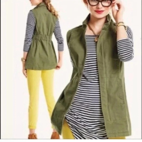 Cabi Green Utility Vest Women's S/M Sleeveless Zip Button Layered Jacket Travel - Picture 1 of 6